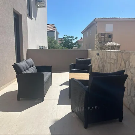Apartment Maun Mandre